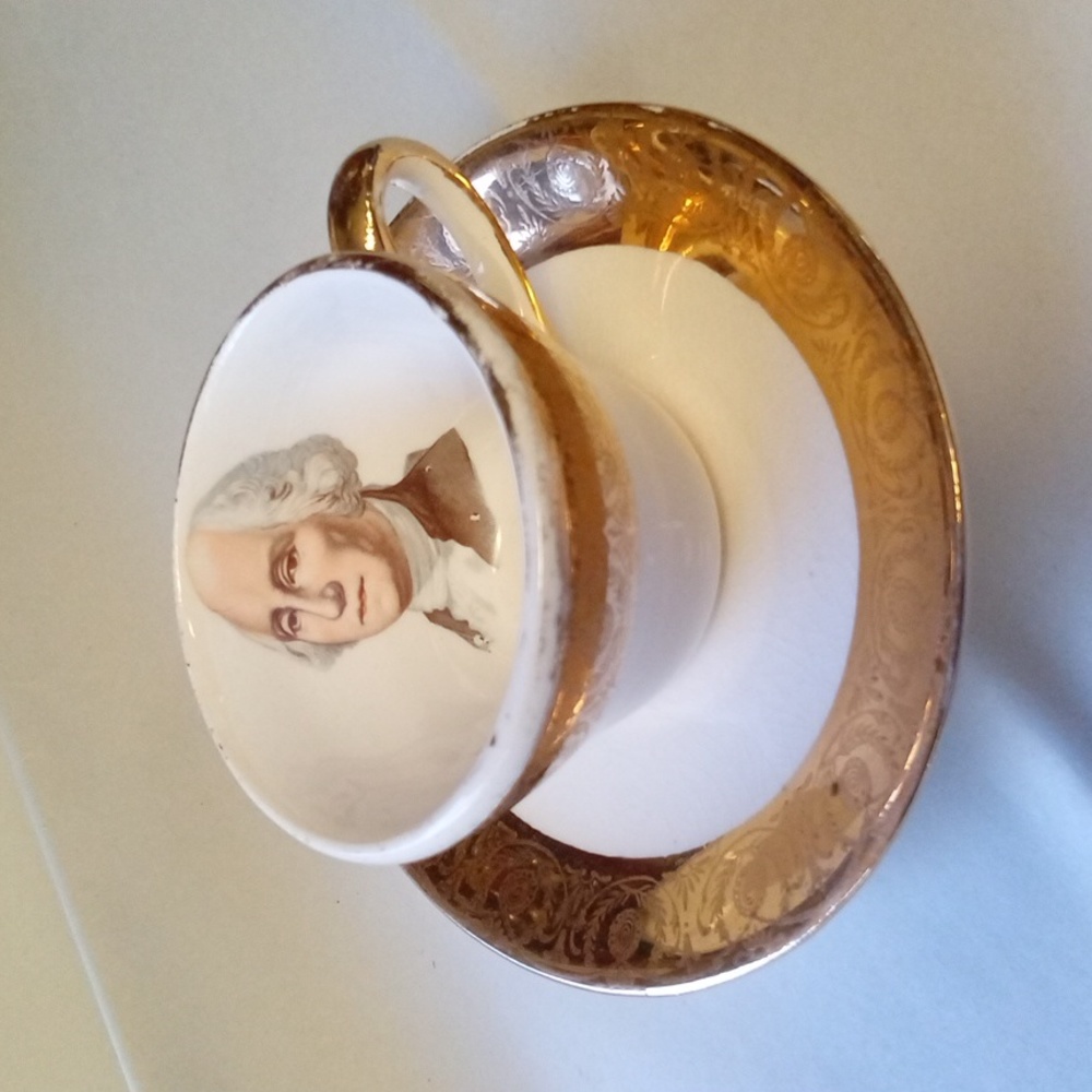 Antique 22kt Gold George Washington Teacup & Saucer